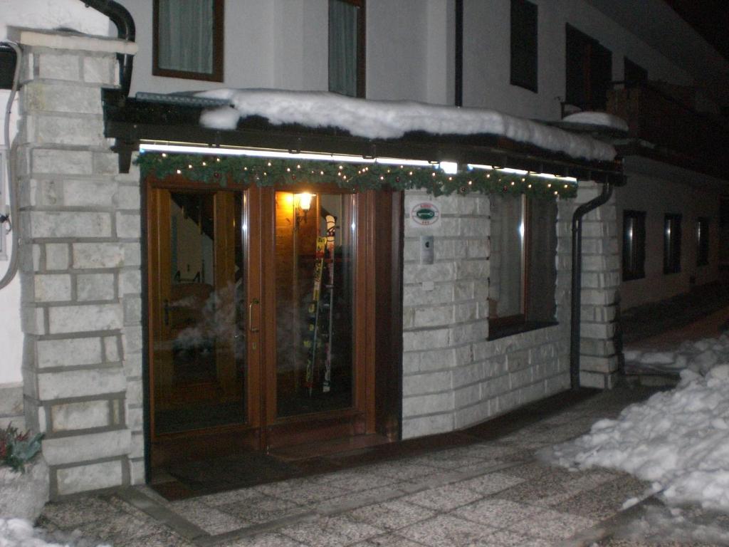 Hotel Villa Ines Borca di Cadore Exterior foto